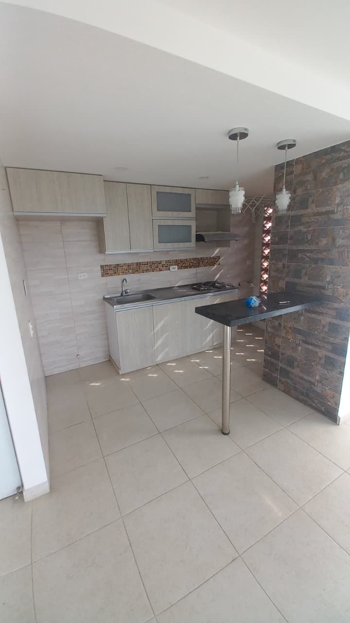 Apartamento en arriendo Valle Del Cauca Cali Condominio Zafiro 60 m2 Habitaciones 2 Baños 2 Garajes 0 Precio $1250000