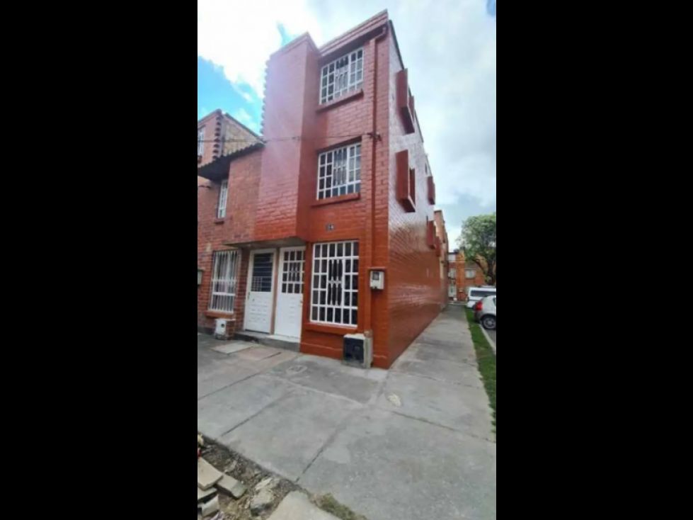 Casa en venta Cundinamarca Mosquera Ub La Sabana 85 m2 Habitaciones 3 Baños 3 Garajes 0 Precio $240000000