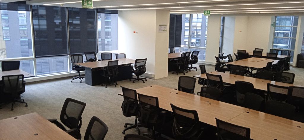 Oficina en arriendo Cundinamarca Bogotá Asd 177 m2 Habitaciones 0 Baños 0 Garajes 4 Precio $12530299