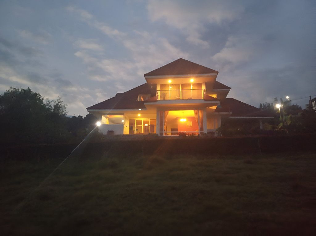 Casa en venta Boyacá Paipa Las Quintas 275 m2 Habitaciones 3 Baños 4 Garajes 3 Precio $1850000000