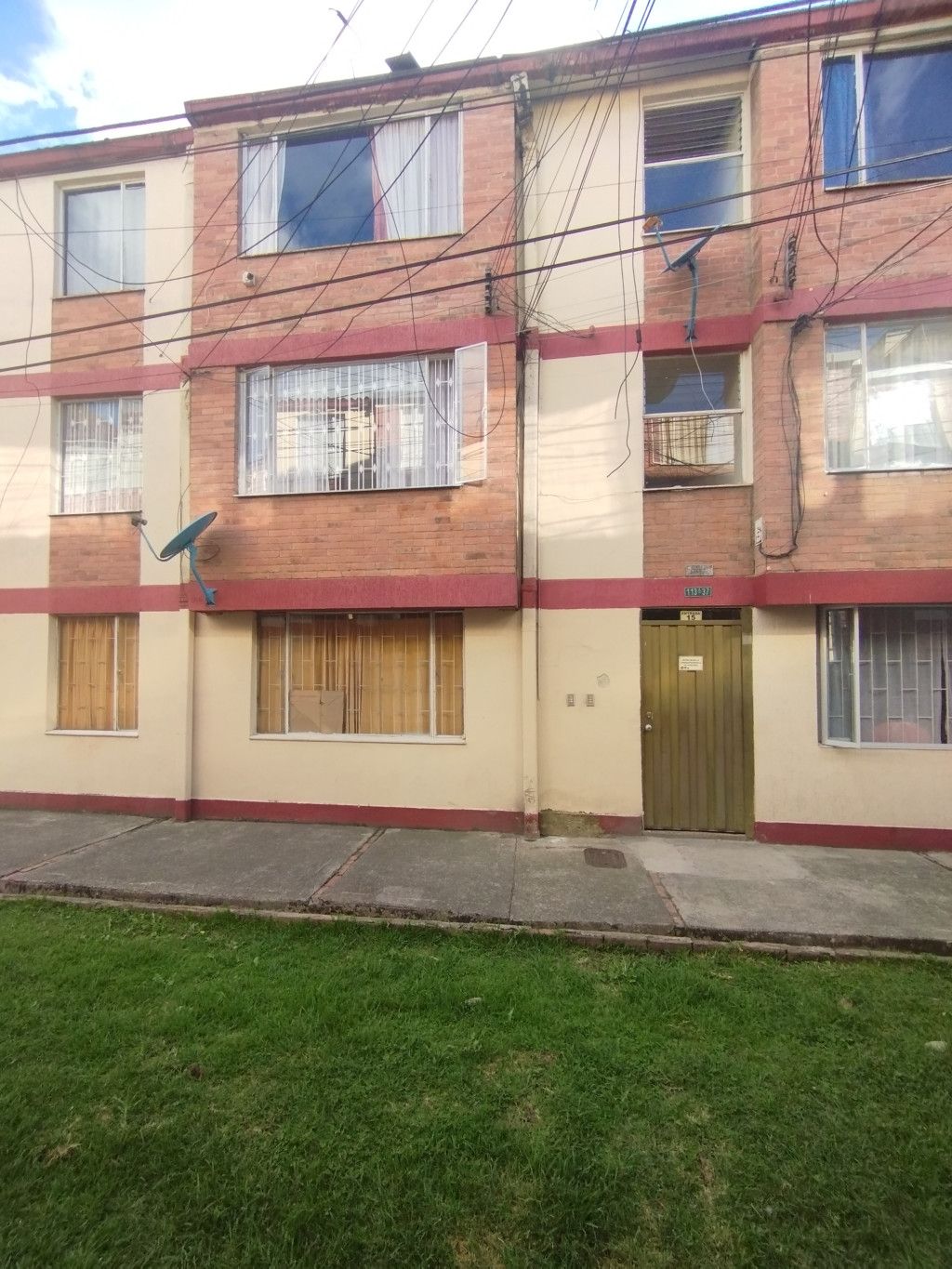 Apartamento en venta Cundinamarca Bogotá Villas De Granada 56 m2 Habitaciones 3 Baños 1 Garajes 0 Precio $225000000