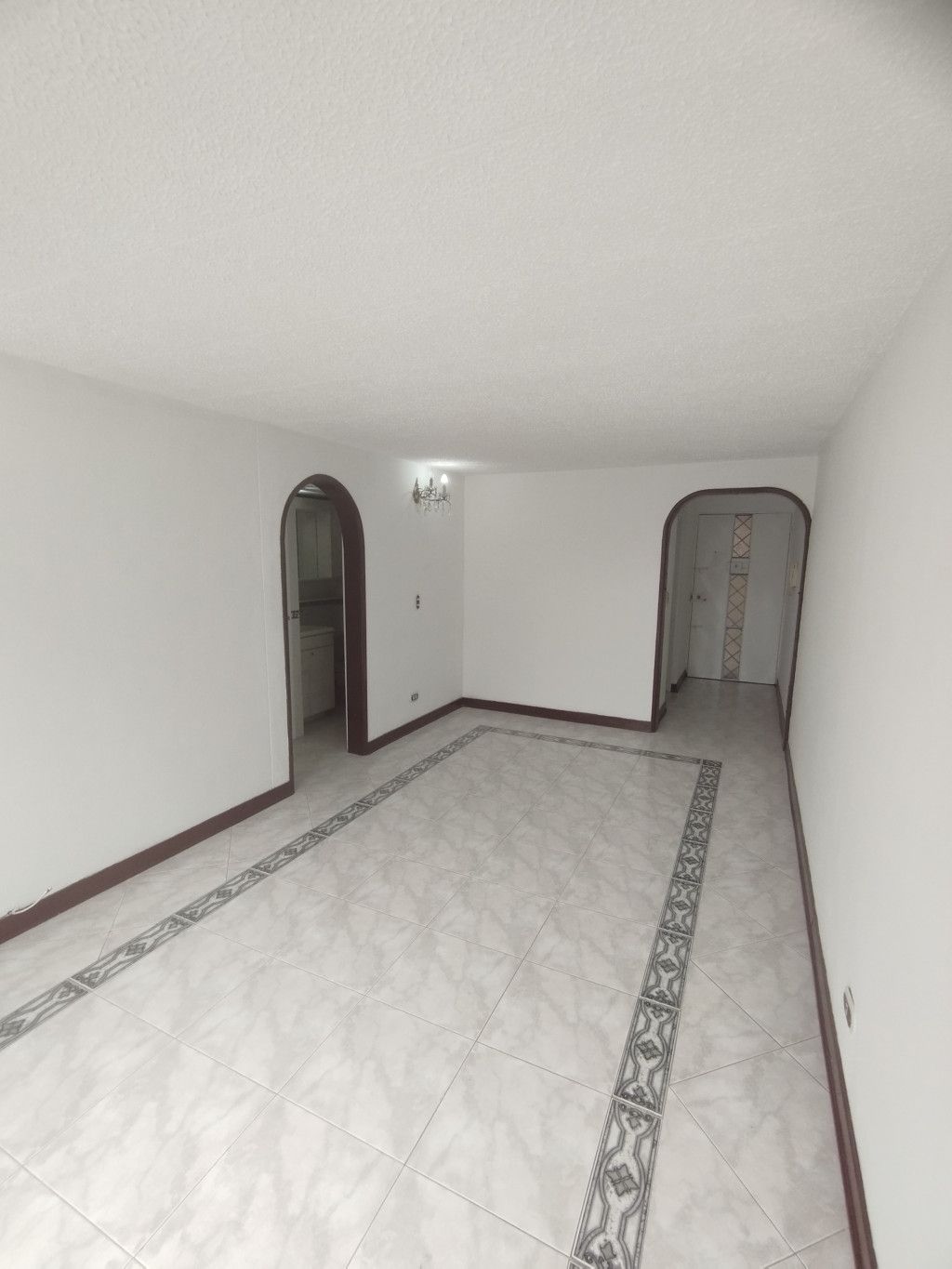 Apartamento en venta Cundinamarca Bogotá San Cipriano 67 m2 Habitaciones 3 Baños 2 Garajes 1 Precio $320000000