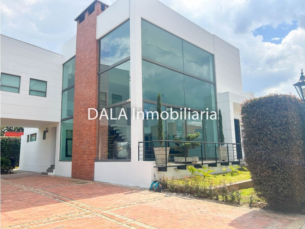 Casa en venta Cundinamarca Chía Vereda Bojaca 341 m2 Habitaciones 3 Baños 6 Garajes 8 Precio $1549900000