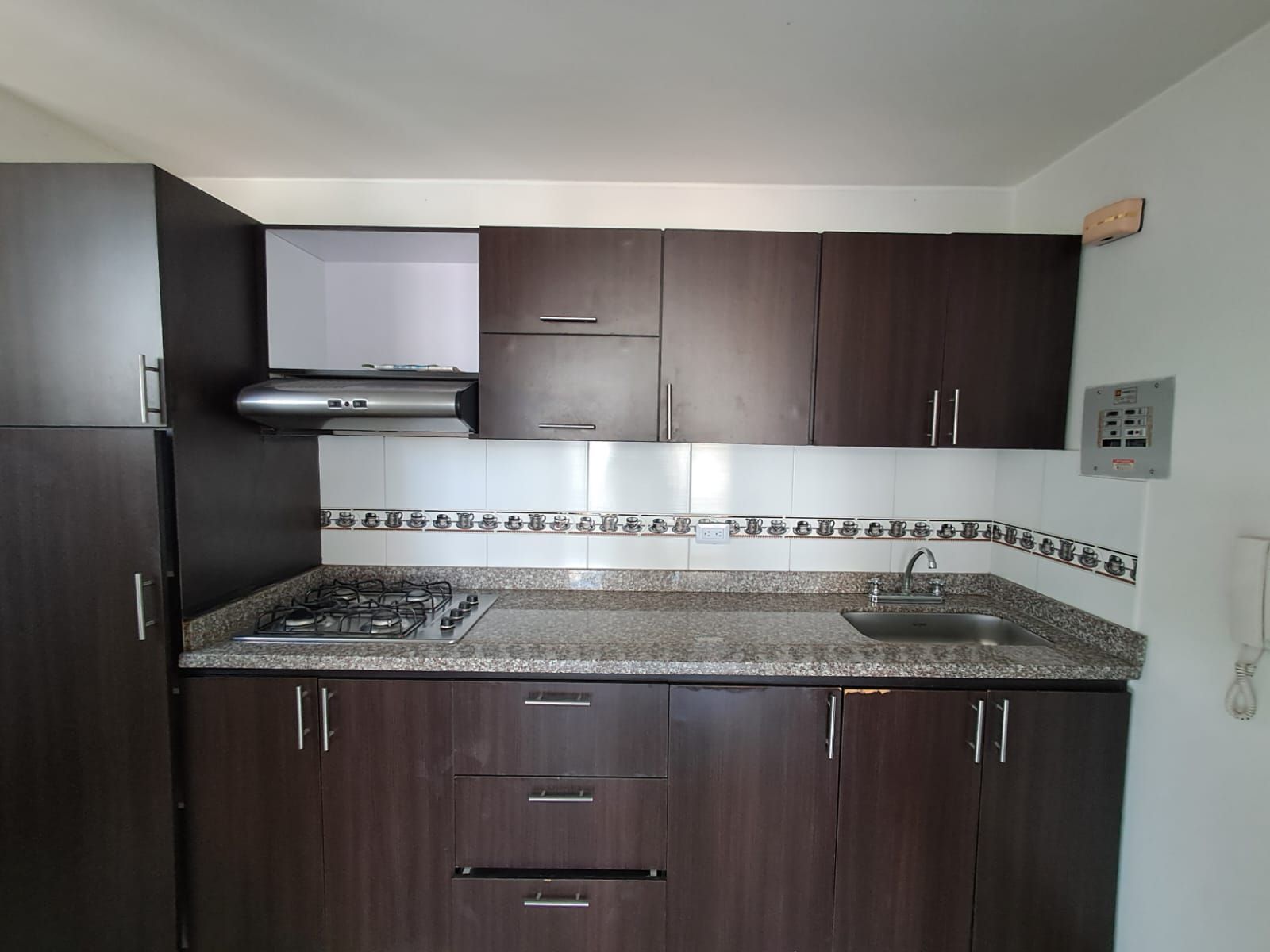 Apartamento en arriendo Risaralda Pereira Los Alpes 61 m2 Habitaciones 2 Baños 2 Garajes 1 Precio $1400000