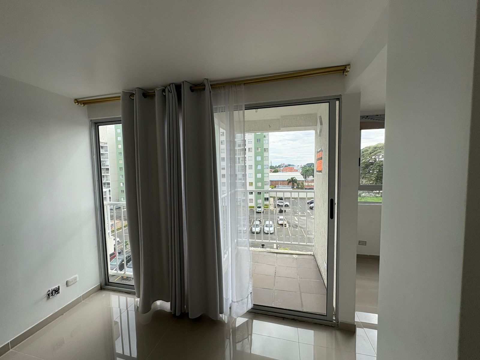 Apartamento en arriendo Valle Del Cauca Palmira Alameda 60 m2 Habitaciones 2 Baños 2 Garajes 1 Precio $1400000