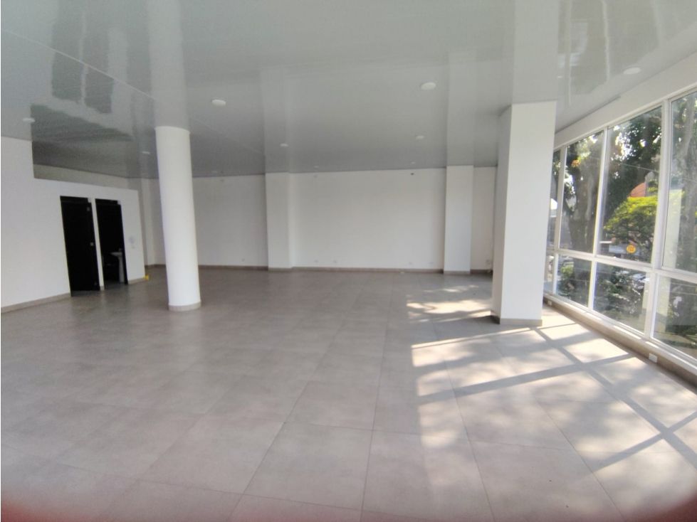 Oficina en arriendo Valle Del Cauca Cali El Cedro 120 m2 Habitaciones 0 Baños 2 Garajes 0 Precio $3000000