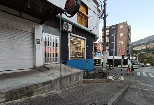 Local en arriendo Antioquia Medellín Buenos Aires 28 m2 Habitaciones 0 Baños 2 Garajes 0 Precio $3500000