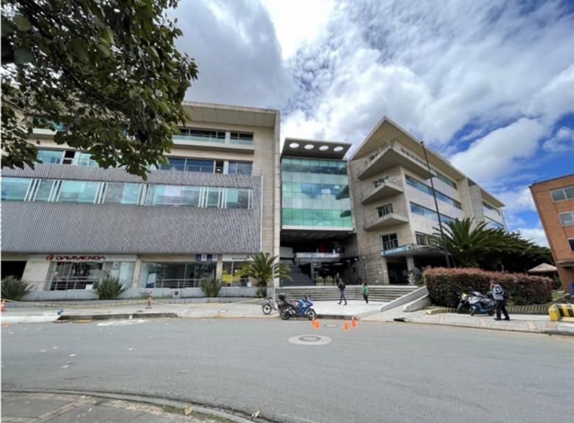 Local en arriendo Cundinamarca Bogotá Zona Franca 54 m2 Habitaciones 0 Baños 0 Garajes 1 Precio $2121365