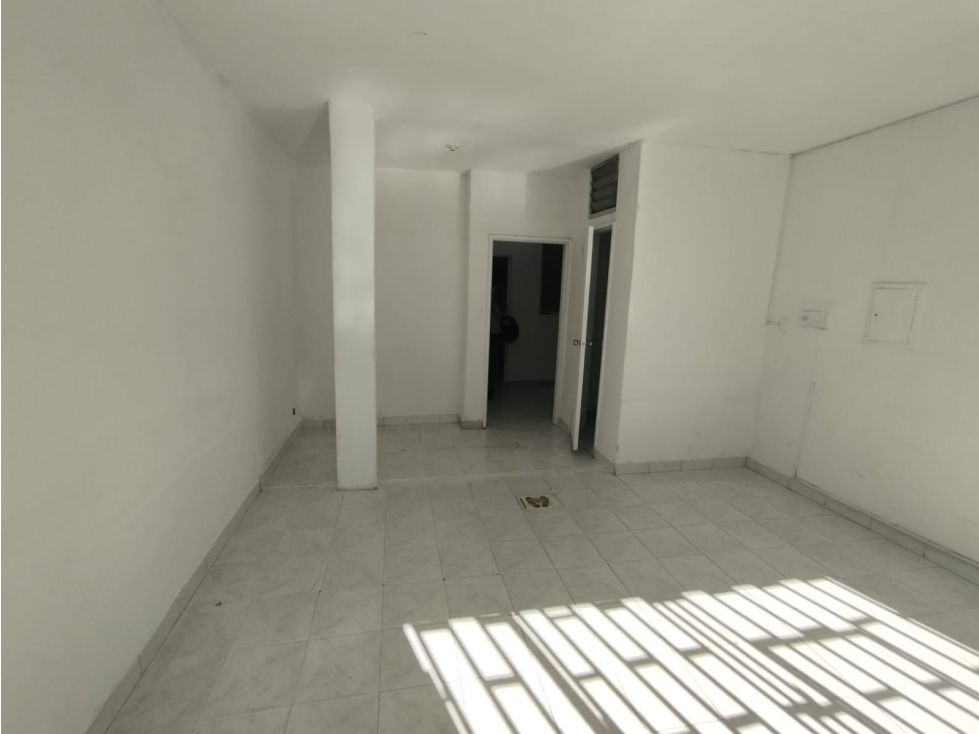 Local en venta Antioquia Medellín Boston 65 m2 Habitaciones 0 Baños 1 Garajes 0 Precio $300000000