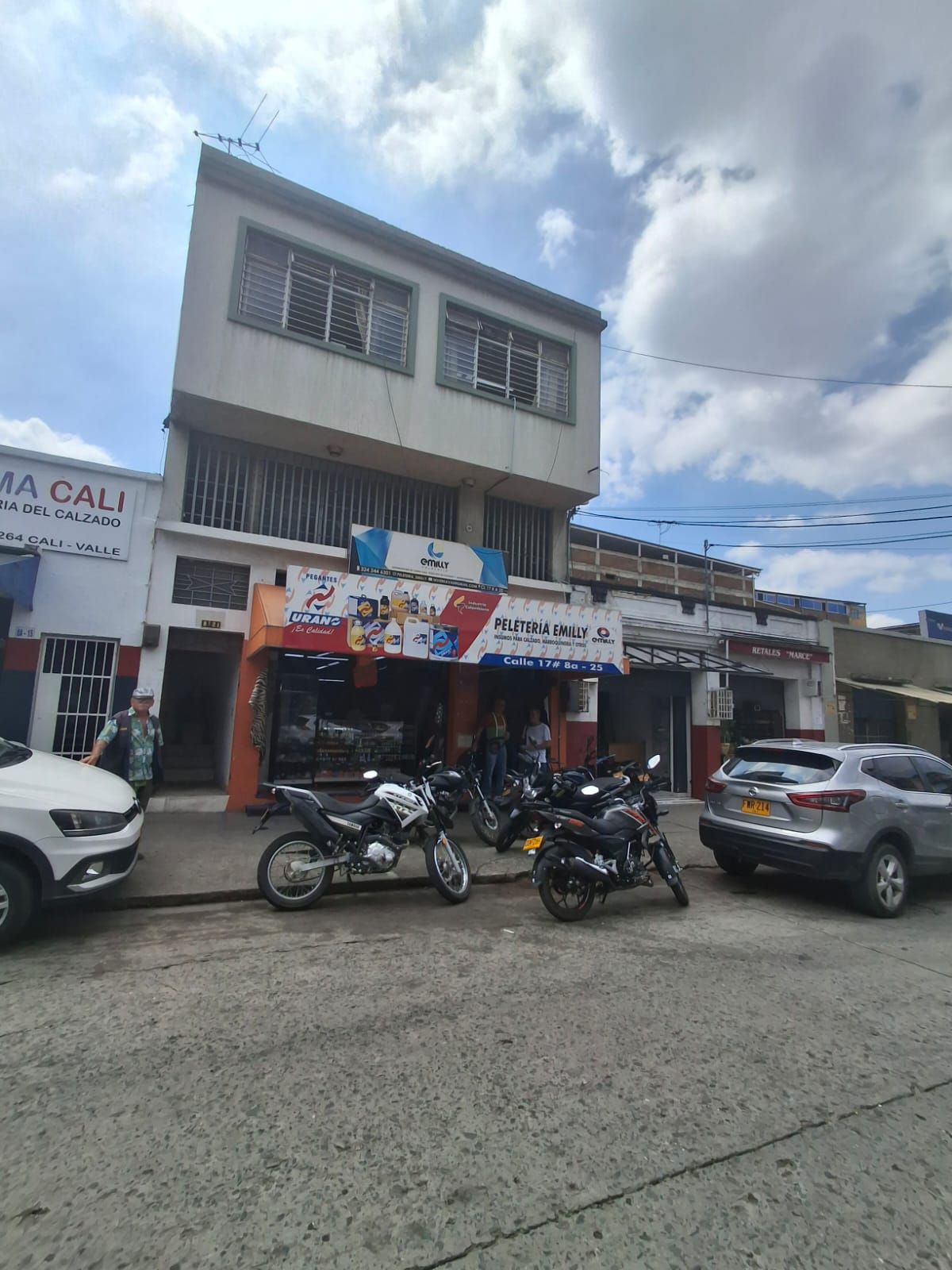 Local en arriendo Valle Del Cauca Cali Sucre 170 m2 Habitaciones 0 Baños 2 Garajes 0 Precio $2200000