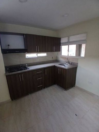 Apartamento en arriendo Antioquia Medellín La Pinuela 75 m2 Habitaciones 3 Baños 2 Garajes 0 Precio $1800000