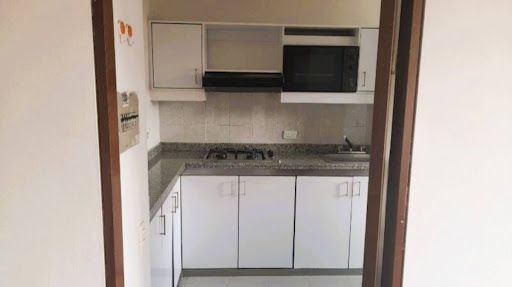 Apartamento en arriendo Cundinamarca Bogotá Ciudad Salitre Occidental 78 m2 Habitaciones 3 Baños 2 Garajes 1 Precio $3500000