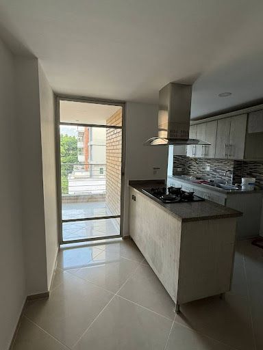 Apartamento en arriendo Antioquia Medellín Rosales 85 m2 Habitaciones 3 Baños 2 Garajes 1 Precio $3300000