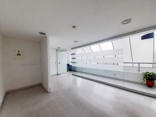 Oficina en arriendo Antioquia Envigado Zona Centro 27 m2 Habitaciones 0 Baños 1 Garajes 0 Precio $1500000