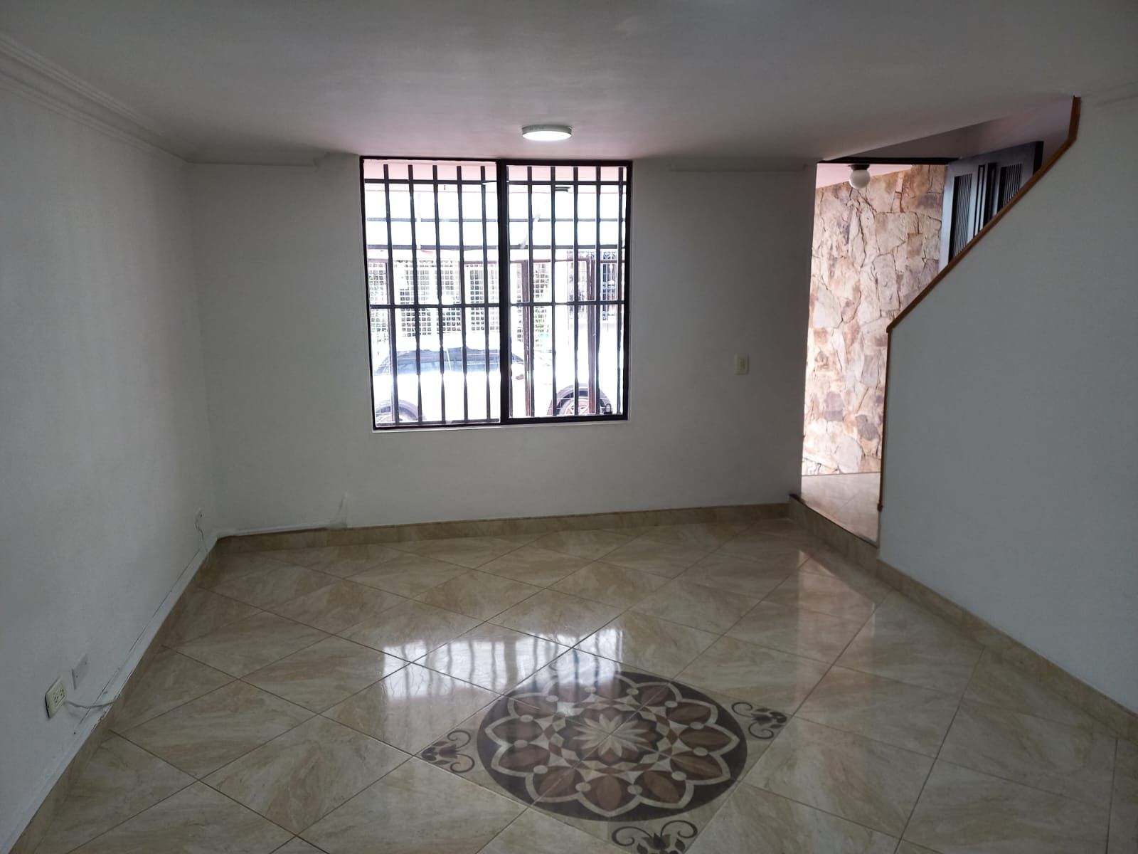 Apartamento en arriendo Antioquia Medellín Bosques De San Pablo 120 m2 Habitaciones 3 Baños 2 Garajes 0 Precio $2700000