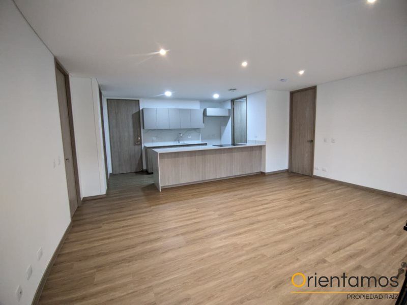 Apartamento en arriendo Antioquia Rionegro Rionegro 110 m2 Habitaciones 2 Baños 3 Garajes 2 Precio $6800000