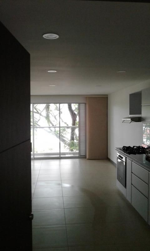 Apartaestudio en arriendo Valle Del Cauca Cali Urbanización Ciudad Jardín 60 m2 Habitaciones 1 Baños 1 Garajes 1 Precio $2300000