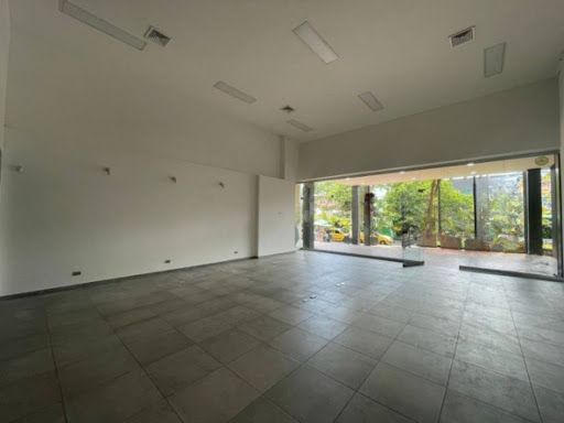 Local en arriendo Antioquia Medellín Colombia 136 m2 Habitaciones 0 Baños 1 Garajes 0 Precio $18035245
