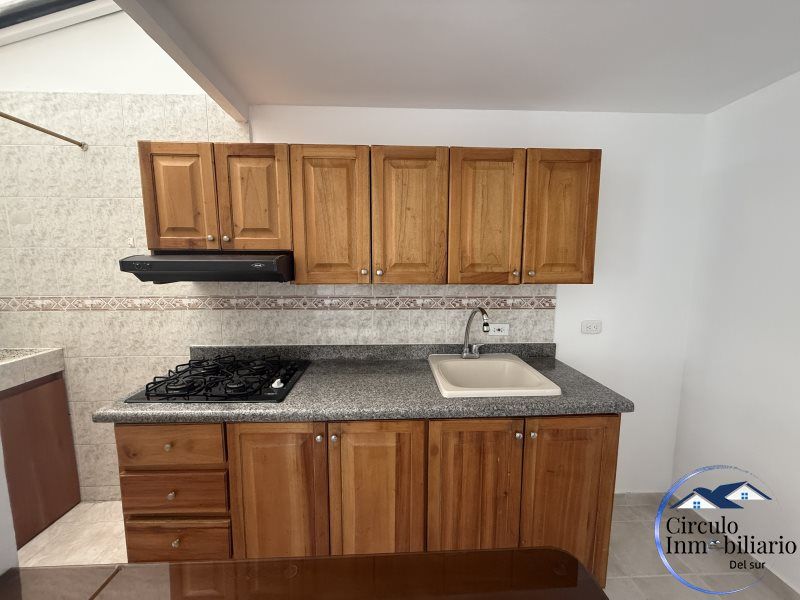 Apartamento en arriendo Antioquia Envigado Primavera 68 m2 Habitaciones 4 Baños 2 Garajes 1 Precio $2150000