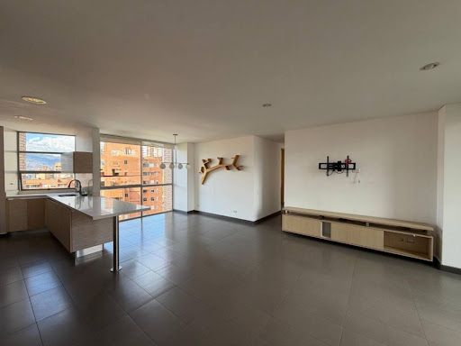 Apartamento en arriendo Antioquia Medellín La Linde 120 m2 Habitaciones 3 Baños 3 Garajes 1 Precio $5900000