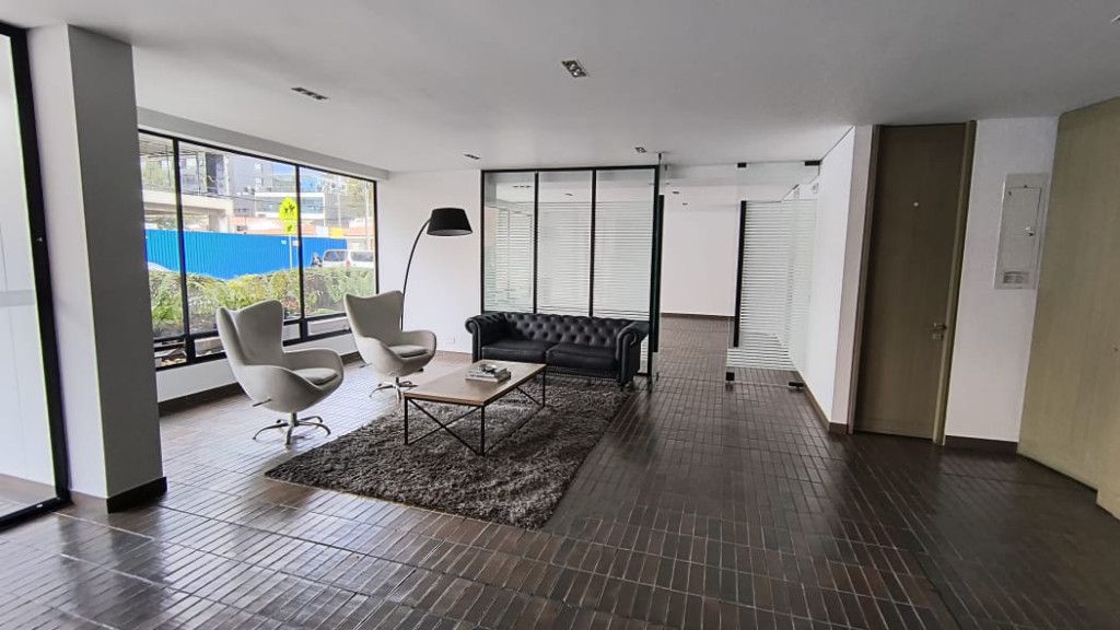 Apartamento en arriendo Cundinamarca Bogotá Santa Barbara Occidental 60 m2 Habitaciones 1 Baños 2 Garajes 2 Precio $3600000