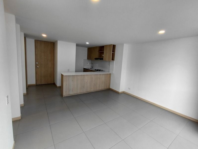 Apartamento en arriendo Antioquia Medellín Shellmar 84 m2 Habitaciones 3 Baños 2 Garajes 1 Precio $3800000