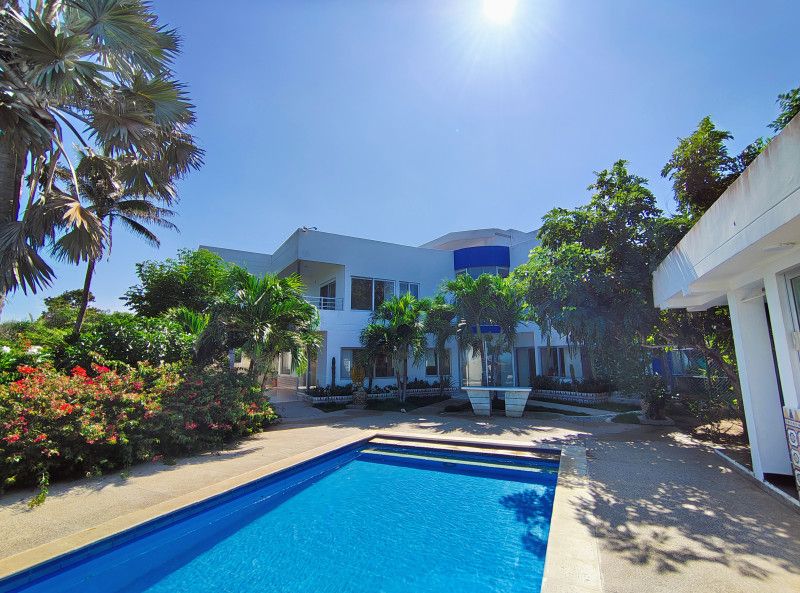 Casa en venta Atlántico Puerto Colombia Altos De Pradomar 189 m2 Habitaciones 3 Baños 4 Garajes 2 Precio $1150000000