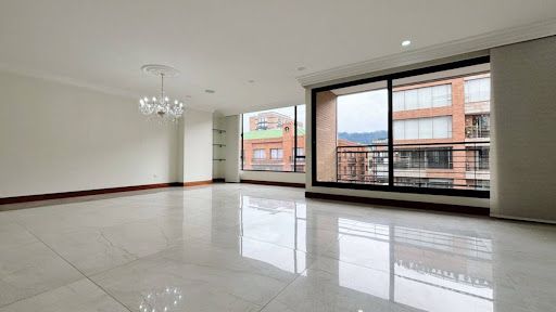Apartamento en venta Cundinamarca Bogotá Santa Bibiana 240 m2 Habitaciones 3 Baños 5 Garajes 4 Precio $2000000000