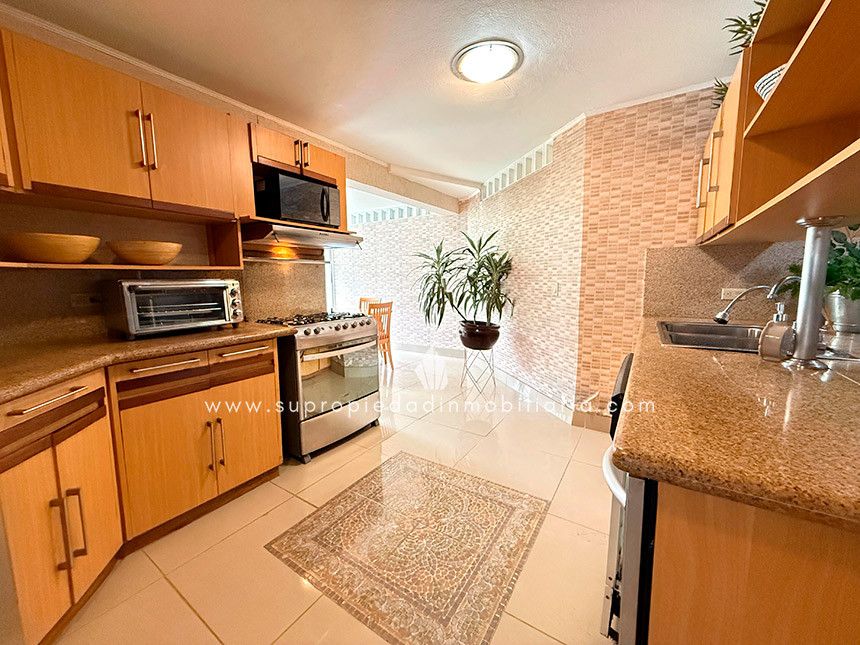 Casa en arriendo Antioquia Envigado Asd 420 m2 Habitaciones 3 Baños 6 Garajes 7 Precio $18000000