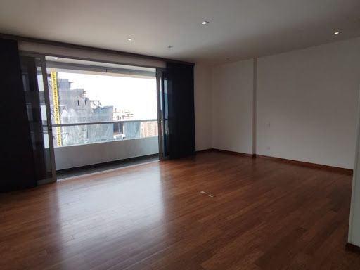 Apartaestudio en arriendo Antioquia Medellín El Tesoro 65 m2 Habitaciones 1 Baños 2 Garajes 1 Precio $4000000