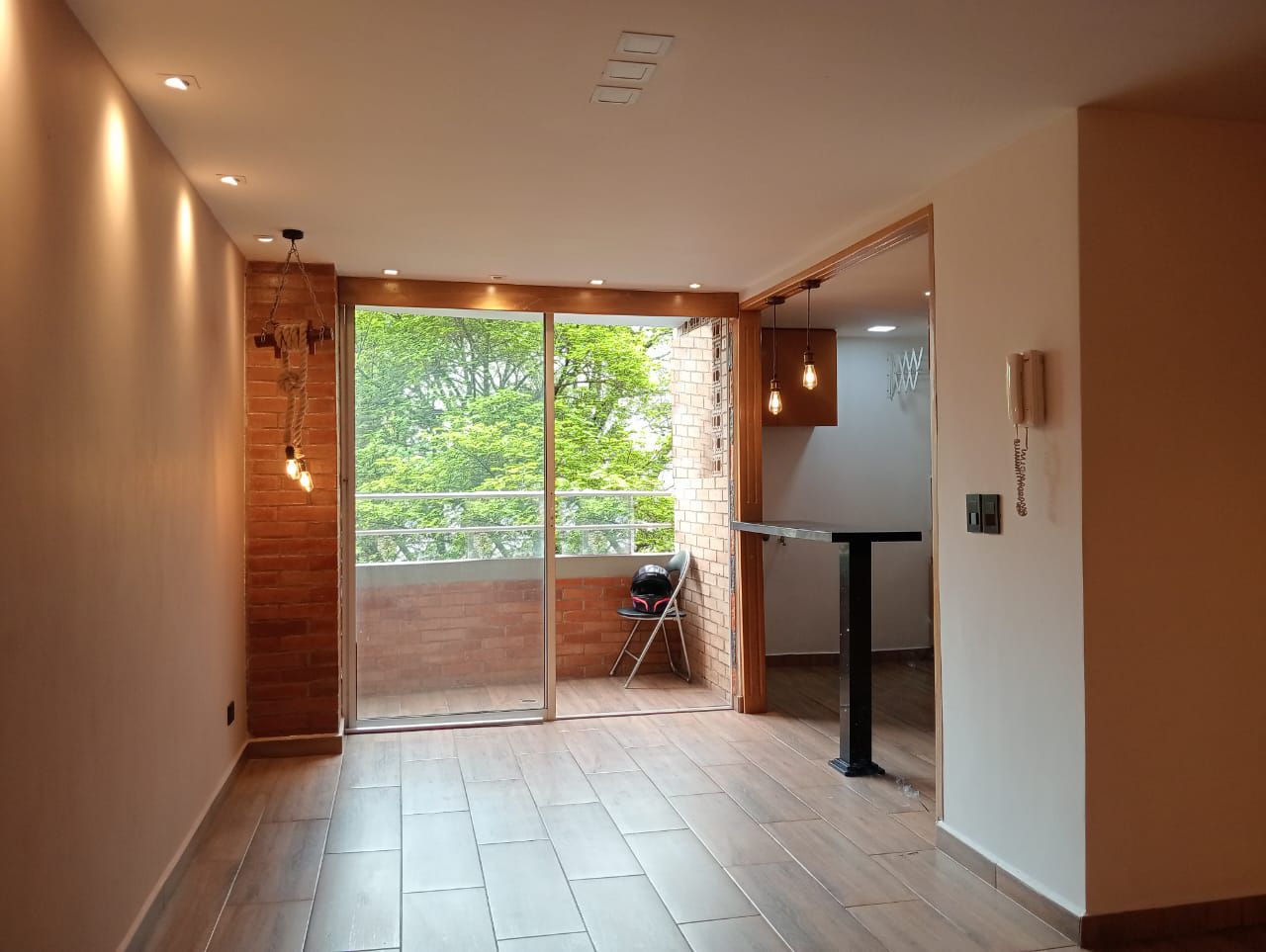 Apartamento en arriendo Antioquia Medellín San Joaquin 63 m2 Habitaciones 2 Baños 2 Garajes 1 Precio $3400000