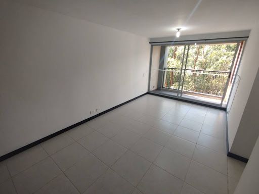 Apartamento en arriendo Antioquia Medellín La Castellana 74 m2 Habitaciones 3 Baños 2 Garajes 1 Precio $3350000