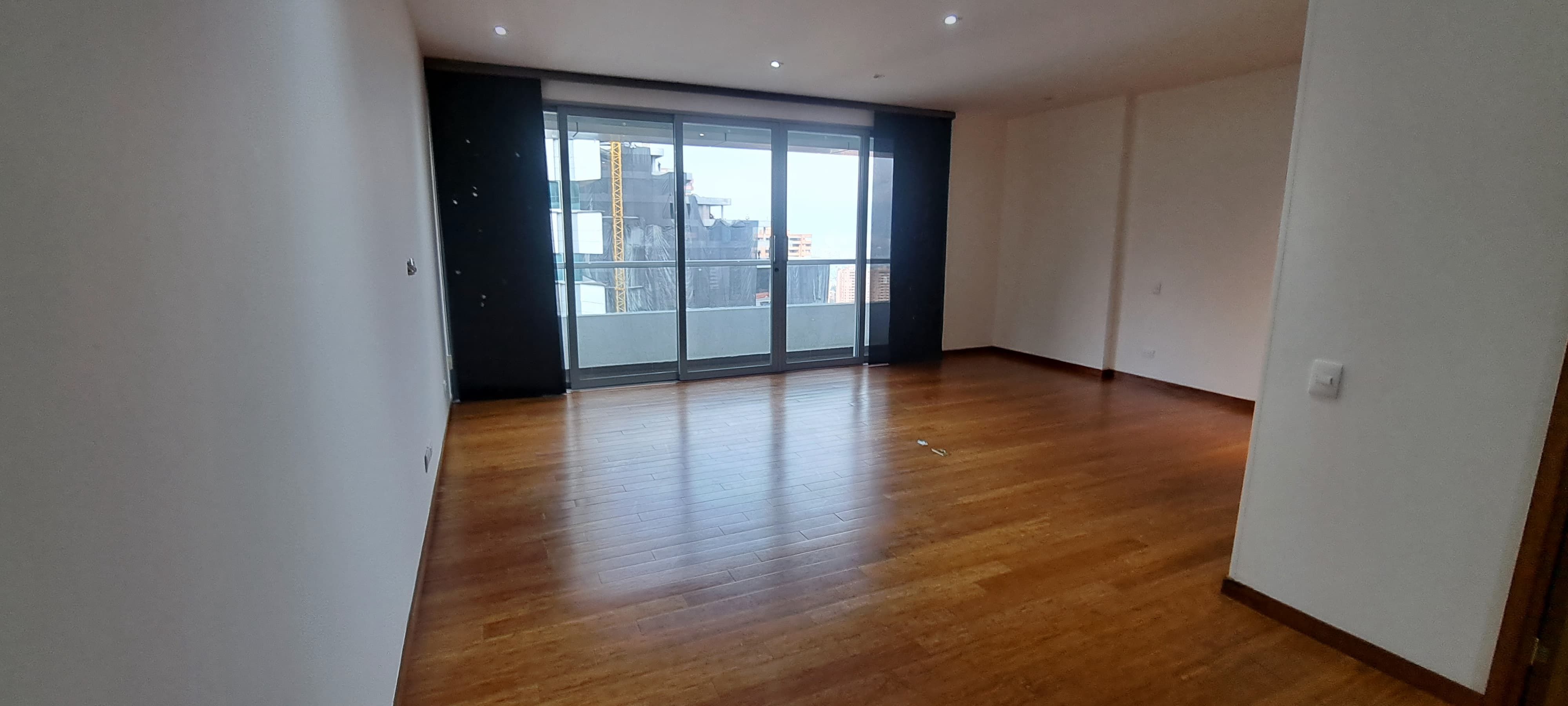 Apartaestudio en arriendo Antioquia Medellín Los Naranjos 65 m2 Habitaciones 1 Baños 2 Garajes 0 Precio $4000000