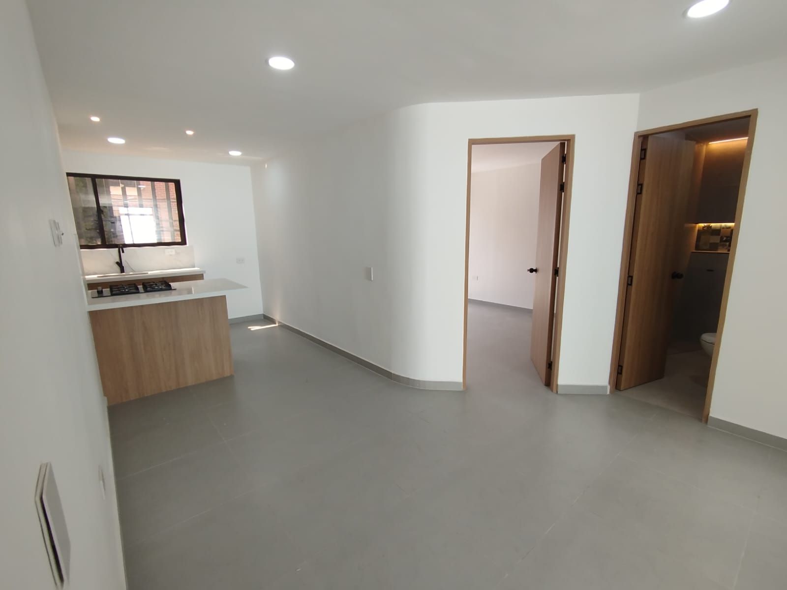 Apartamento en arriendo Antioquia Medellín Cristo Rey 70 m2 Habitaciones 2 Baños 2 Garajes 0 Precio $2100000