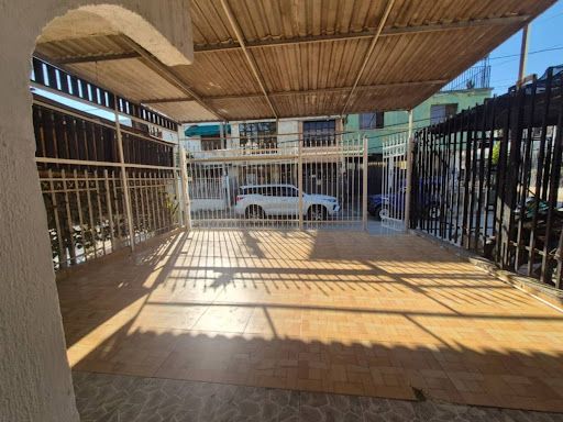 Casa en arriendo Bolívar Cartagena Ceballos 90 m2 Habitaciones 4 Baños 2 Garajes 0 Precio $2200000