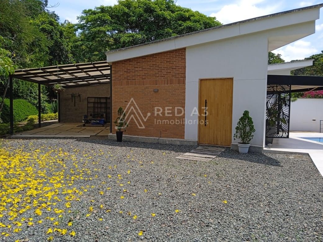 Casa en arriendo Risaralda Pereira Pereira 200 m2 Habitaciones 4 Baños 5 Garajes 4 Precio $7620000