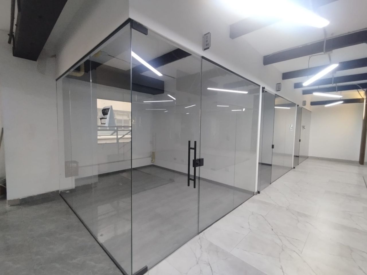 Local en arriendo Antioquia Medellín El Rincon 14 m2 Habitaciones 0 Baños 0 Garajes 0 Precio $2000000