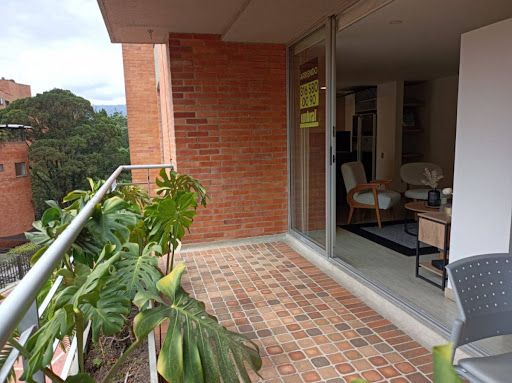 Apartaestudio en arriendo Antioquia Medellín La Linde 67 m2 Habitaciones 1 Baños 2 Garajes 2 Precio $4000000