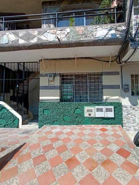 Casa en arriendo Antioquia Medellín Las Mercedes 123 m2 Habitaciones 3 Baños 2 Garajes 0 Precio $2300000