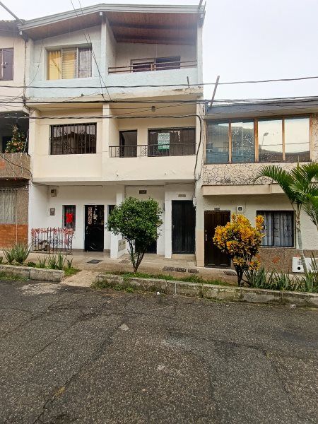 Casa en arriendo Antioquia Medellín Las Mercedes 80 m2 Habitaciones 4 Baños 1 Garajes 0 Precio $1900000