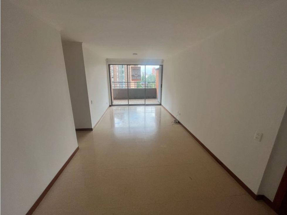 Apartamento en arriendo Antioquia Medellín La Florida 88 m2 Habitaciones 4 Baños 2 Garajes 2 Precio $4500000