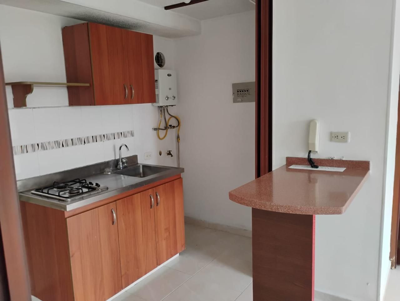 Apartamento en arriendo Risaralda Pereira Pinares Alto 49 m2 Habitaciones 2 Baños 2 Garajes 1 Precio $1450000