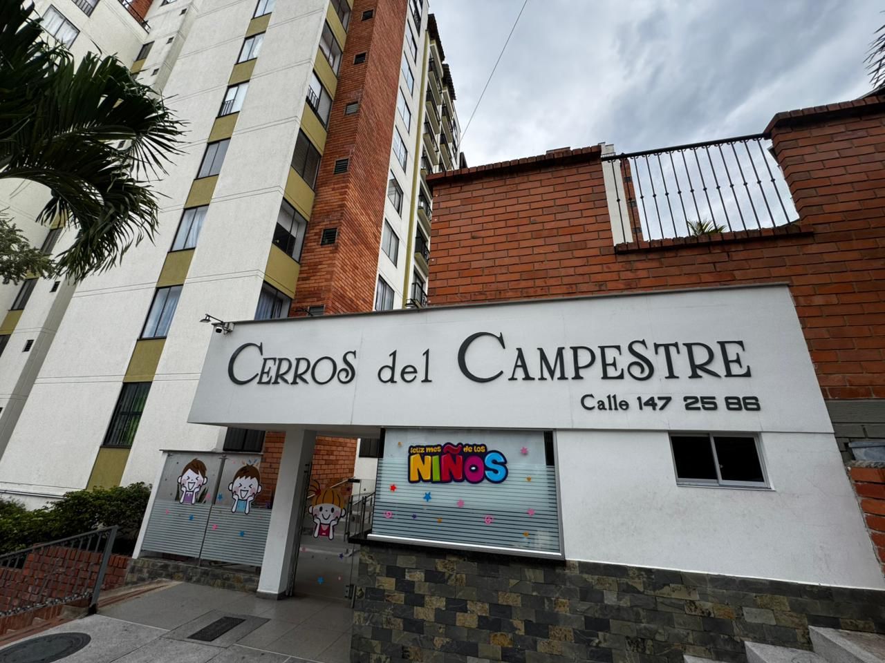 Apartamento en arriendo Santander Floridablanca Urbanizacion Cerros Del Campestre 90 m2 Habitaciones 3 Baños 2 Garajes 1 Precio $1883000