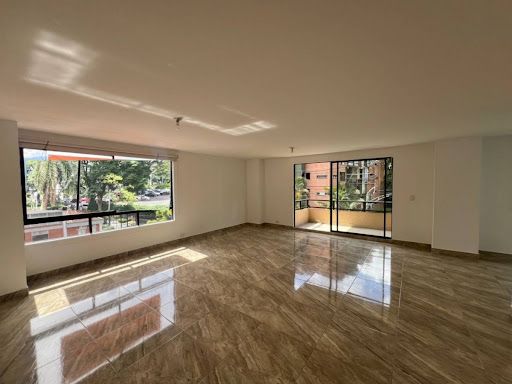 Apartamento en arriendo Antioquia Medellín Urbanizacion Santa Maria De Oviedo 135 m2 Habitaciones 3 Baños 3 Garajes 2 Precio $5200000