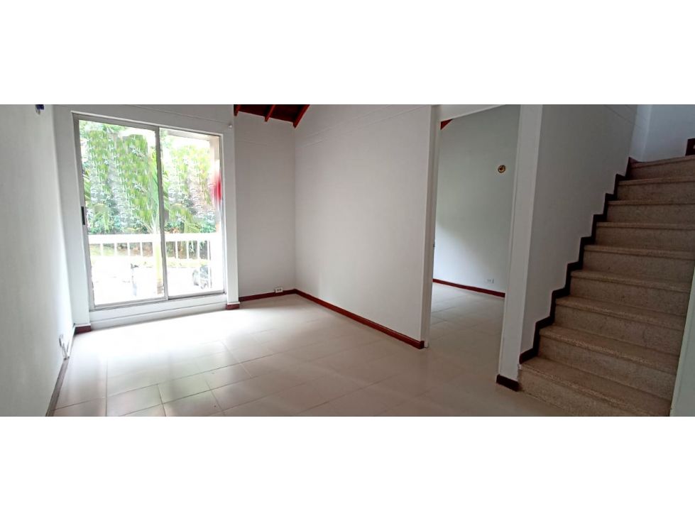 Casa en arriendo Antioquia Sabaneta Virgen Del Carmen 90 m2 Habitaciones 3 Baños 2 Garajes 0 Precio $2600000