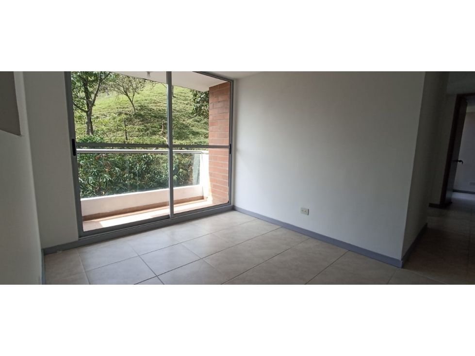 Apartamento en arriendo Antioquia Envigado La Mesa 65 m2 Habitaciones 3 Baños 2 Garajes 1 Precio $2400000