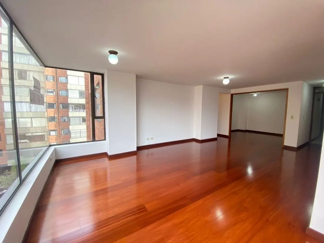 Apartamento en venta Cundinamarca Bogotá Cjr San Rafael Apartamentos 123 m2 Habitaciones 4 Baños 3 Garajes 2 Precio $416500000