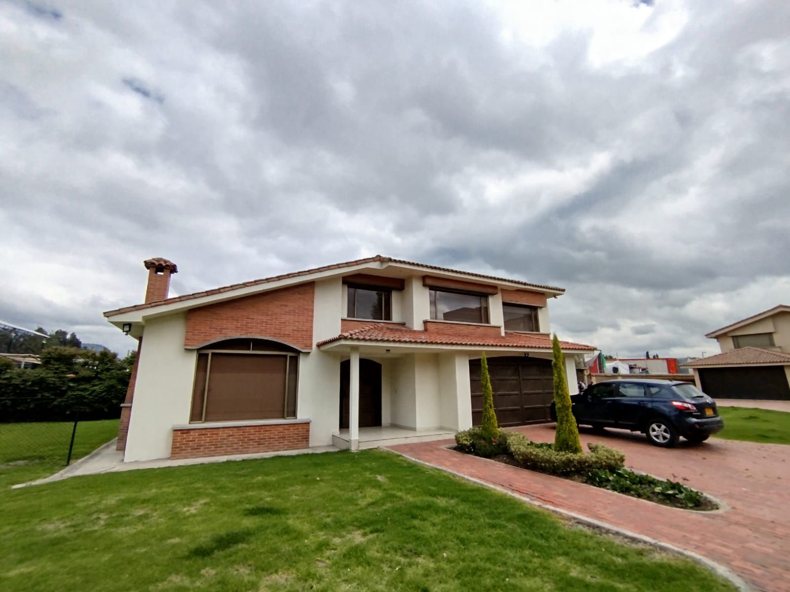 Casa en arriendo Cundinamarca Cajicá El Misterio 290 m2 Habitaciones 3 Baños 4 Garajes 4 Precio $5000000