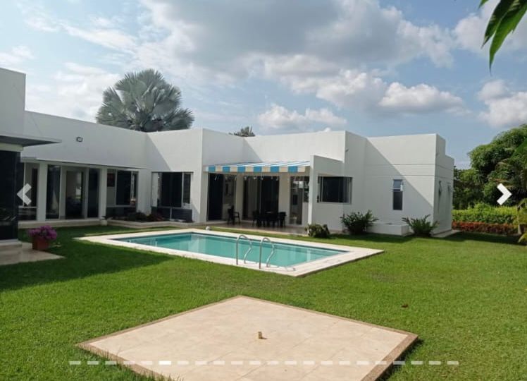 Casa en venta Huila Neiva Ub Bosques De Cantabria 360 m2 Habitaciones 4 Baños 4 Garajes 1 Precio $1950000000