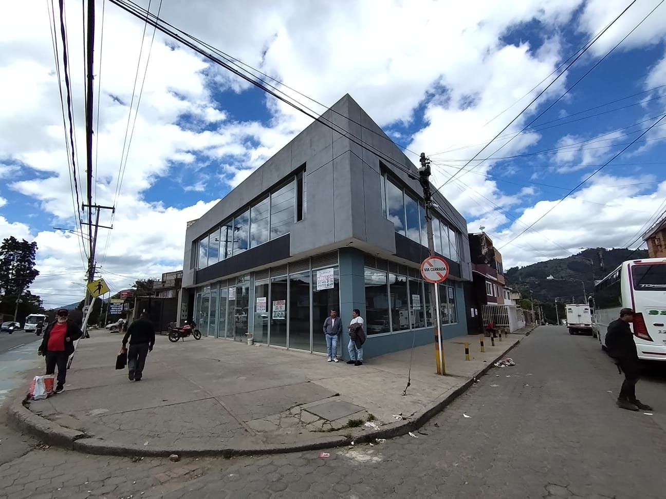 Local Comercial en arriendo Cundinamarca Chía La Lorena 196 m2 Habitaciones 0 Baños 1 Garajes 0 Precio $6000000